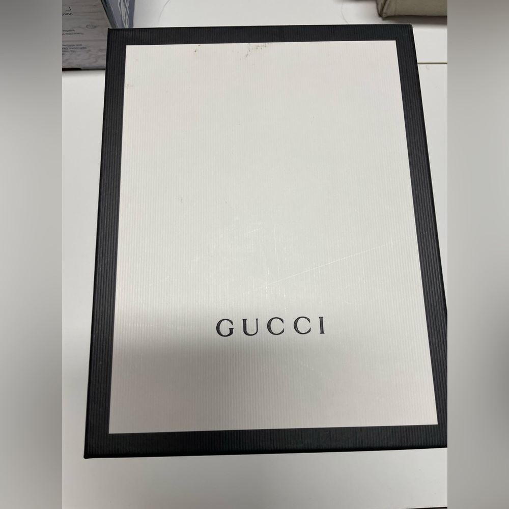 REVERSIBLE GUCCI SIGNATURE BELT - Picture 5 of 7